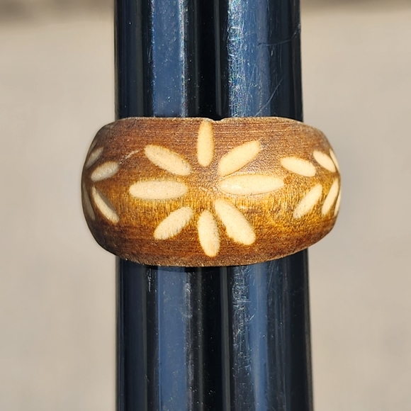 Lot of organic jewelry bone wood mother of pearl shell rings and bracelet - Picture 4 of 16